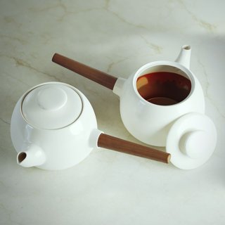 3D модель Tea pot 004 для категории Кухня / Мелочь для кухни - превью